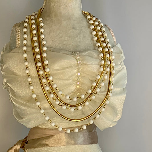 Vintage Layered Five Strand White & Goldtone Necklace. 