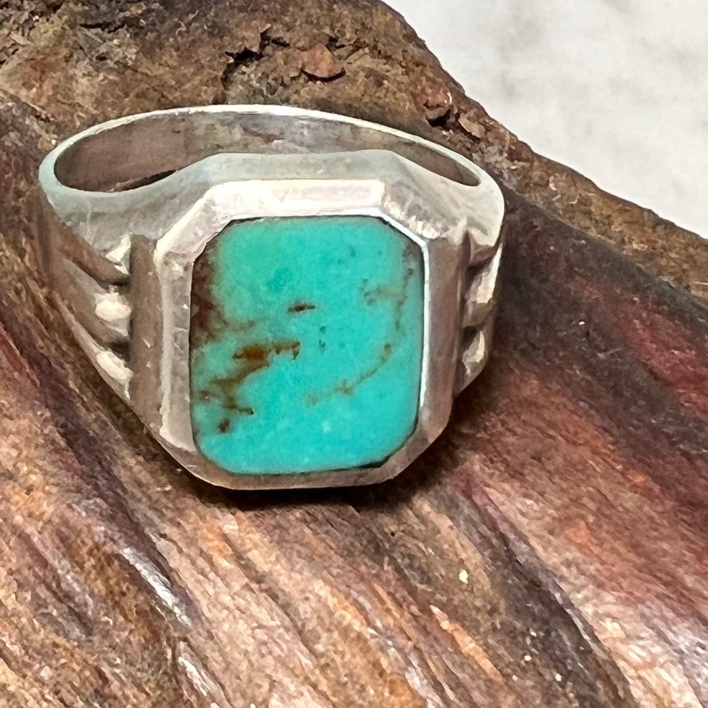 Vintage Mexican Sterling Silver & Turquoise Semi Precious Gemstone Signet Ring Size 11.5