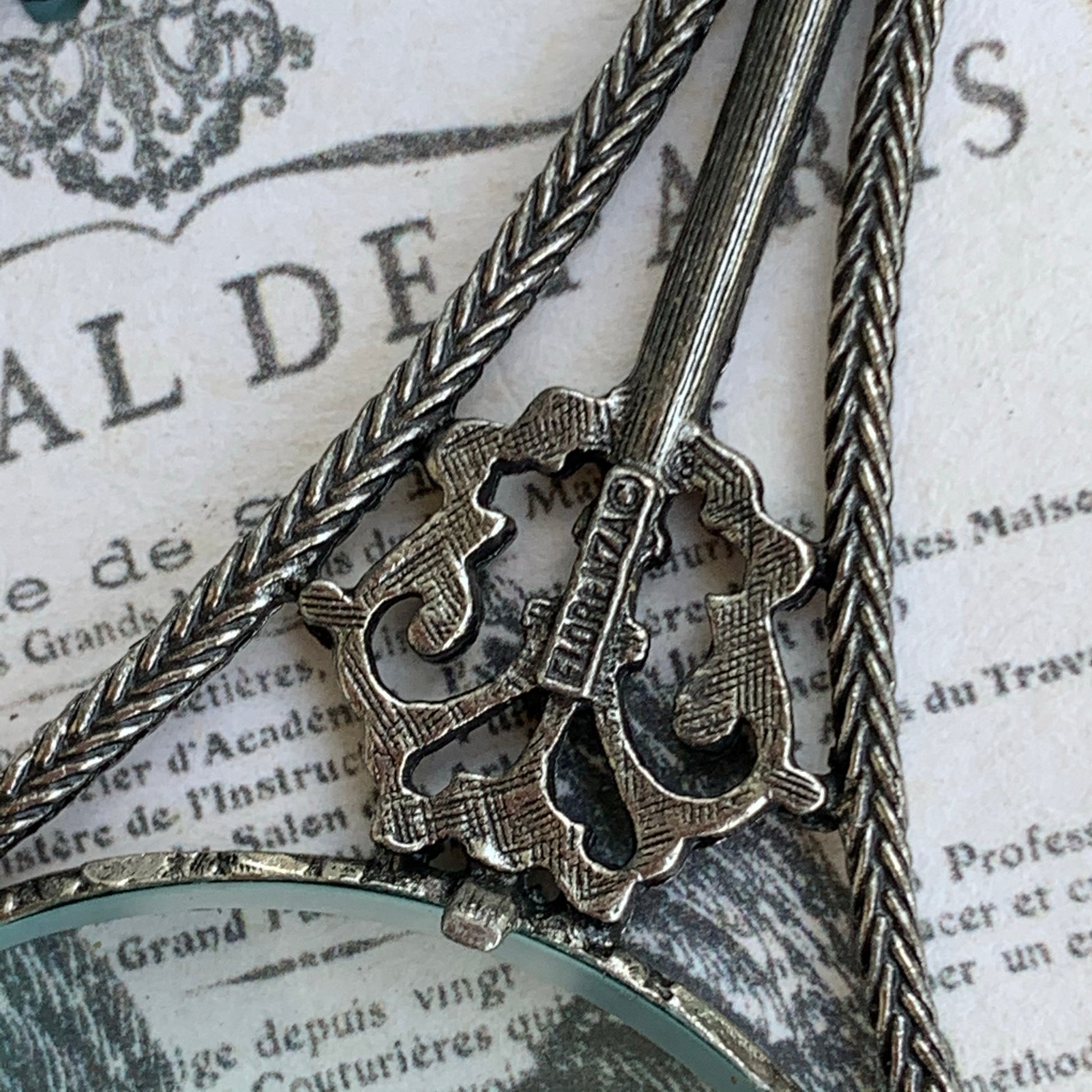 Vintage Florenza Victorian Revival Magnifying Necklace