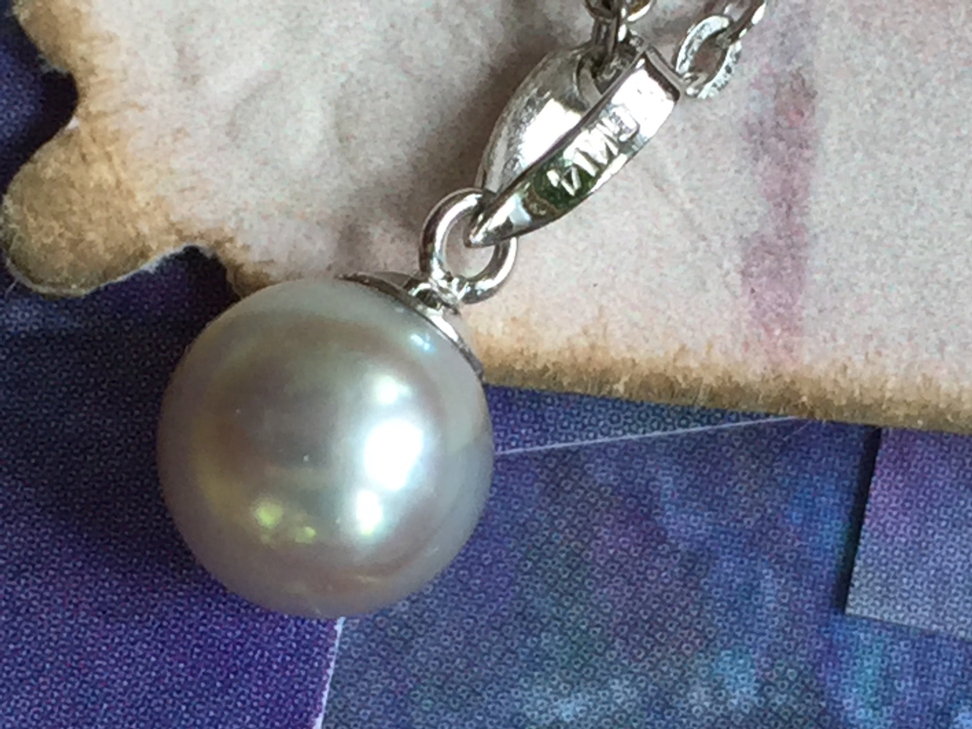 Vintage 14K White Gold Cultured Pearl Pendant - Lady Slippers