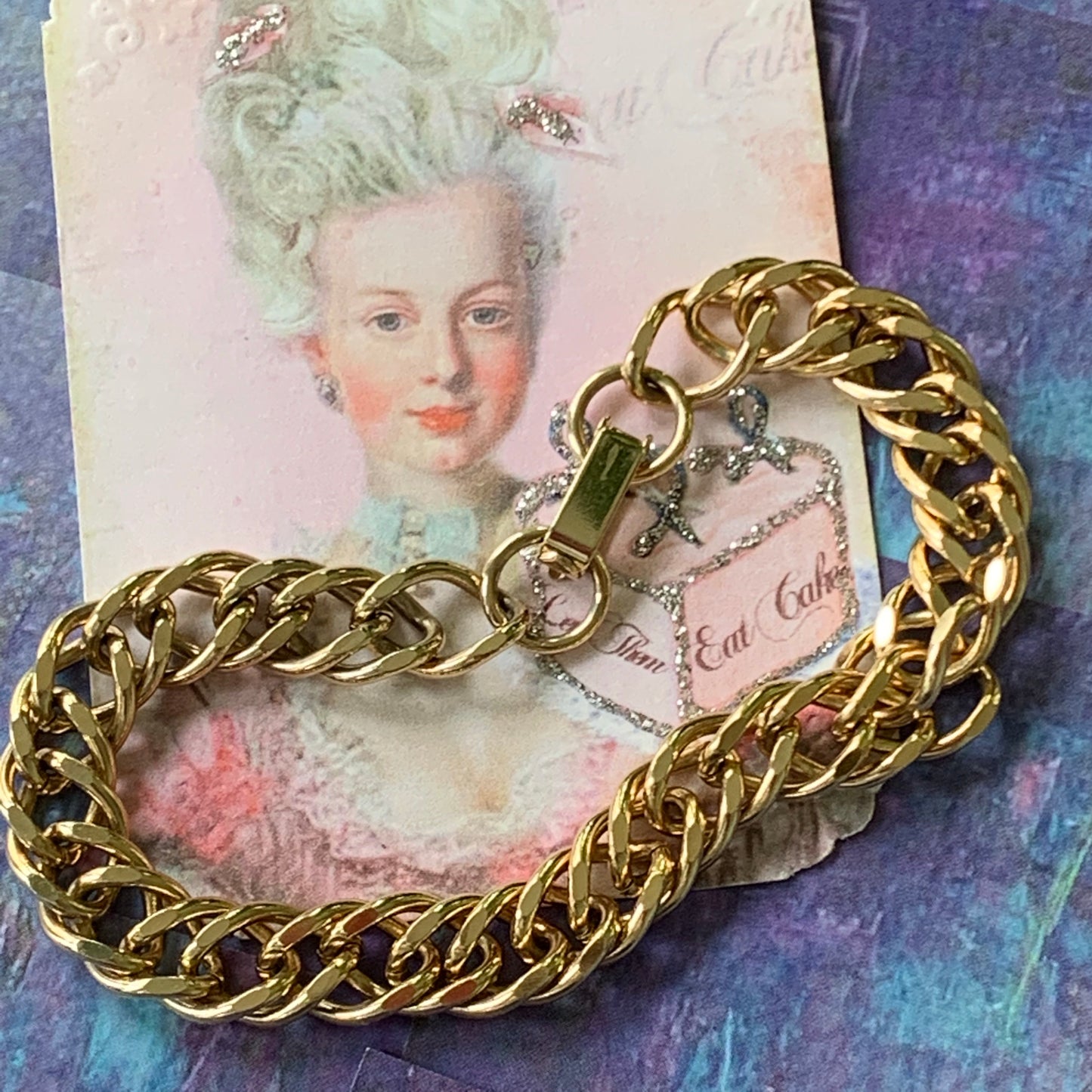 Vintage Gold Tone Metal Bracelet - Lady Slippers