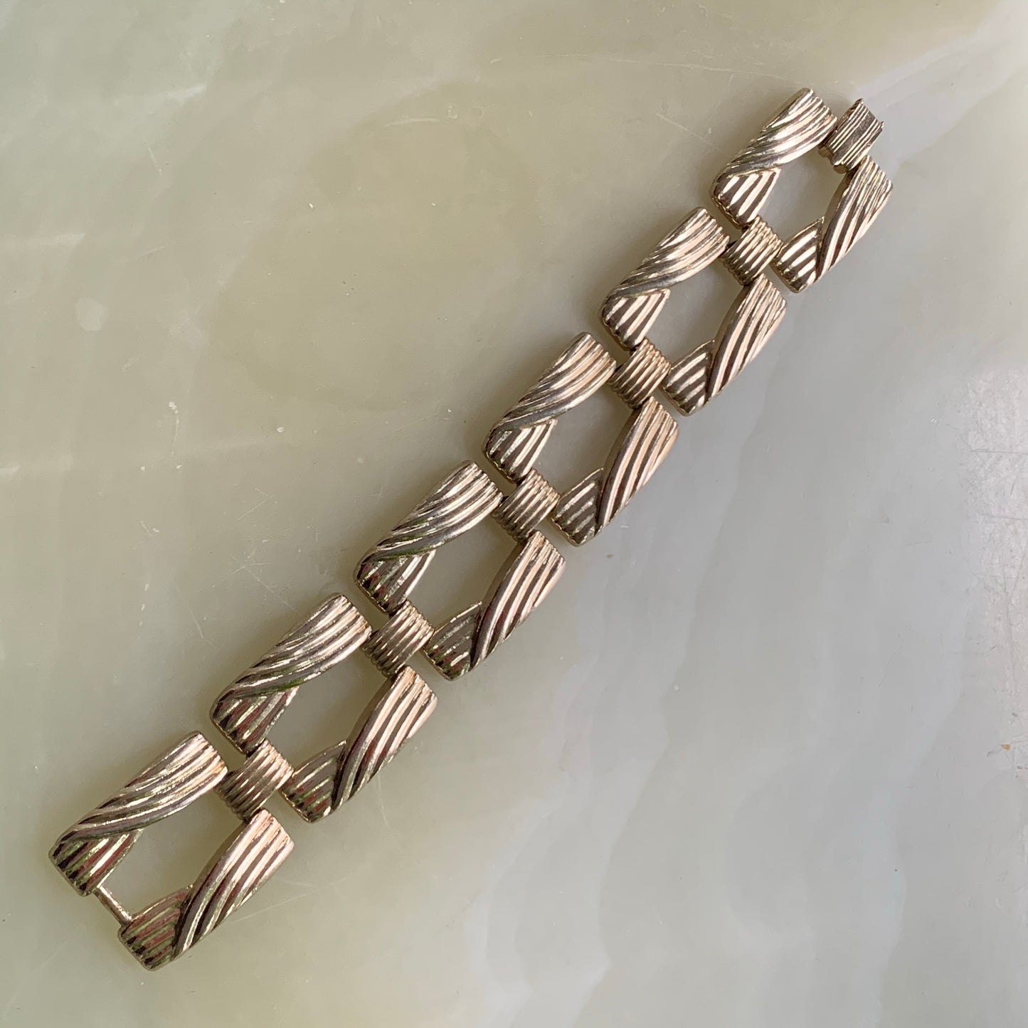 Vintage Sarah Coventry Modern Looking Bracelet - Lady Slippers