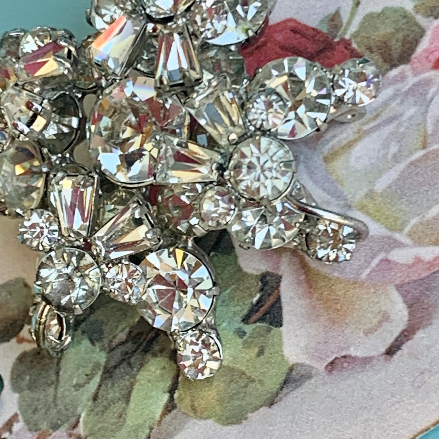 Showstopping Vintage Clear Rhinestone Overlay Pin