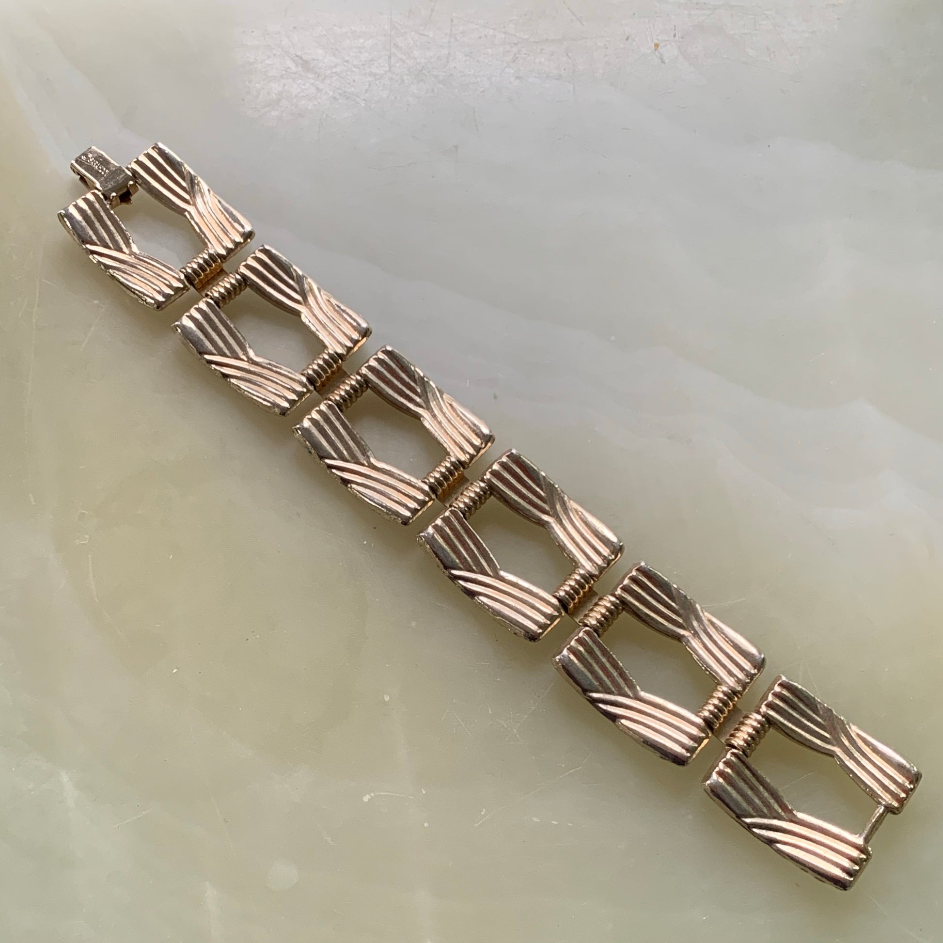 Vintage Sarah Coventry Modern Looking Bracelet - Lady Slippers