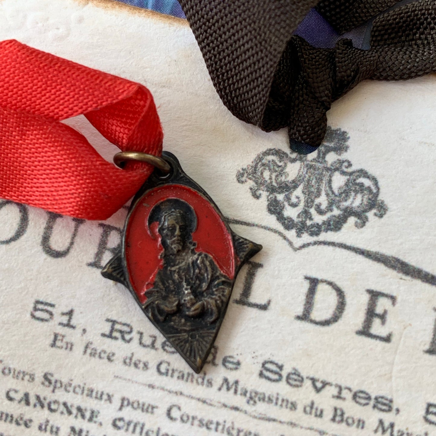 Vintage 1930's Italian Sacred Heart of Jesus Religious Medal - Lady Slippers