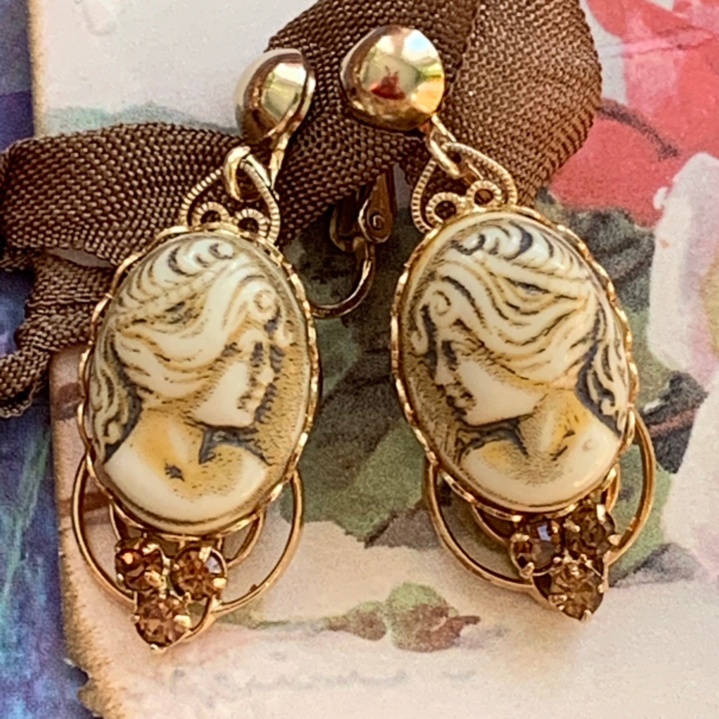 Vintage Light Dark Topaz Rhinestone Heart Shape Scrollwork Earrings - Lady Slippers